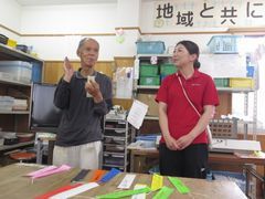 「歩いてすみれに通い遅刻をしない」と何とも真面目な願い事。見習わなくちゃ！